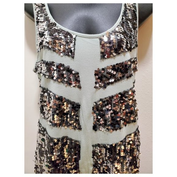 Rock & Republic Sleeveless Sage Green Top with Contrasting Sequins - Size S - Picture 3 of 5